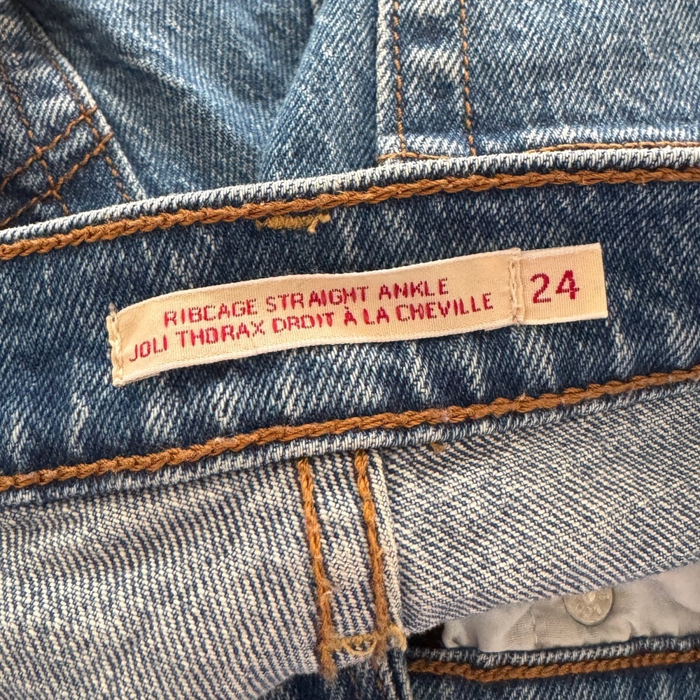 LEVI’S • Ribcage Straight Ankle Jean in Jive Tribe - Picture 9 of 11